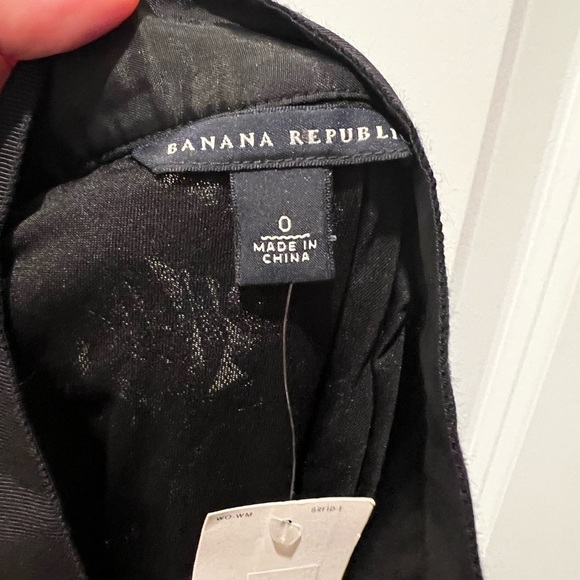 Banana Republic Black Rosette Floral Textured Skirt Size 0 NWT - Picture 5 of 9